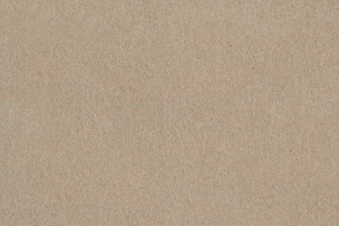 Blanco rechthoekig kaartje van kraftpapier om zelf te ontwerpen